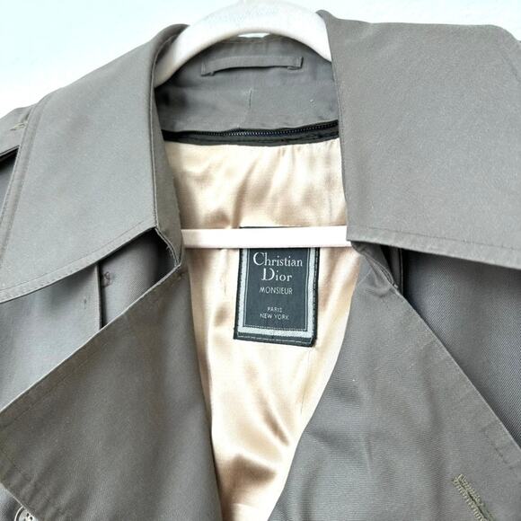 Vintage 1970s Christian Dior Trench Coat, Size 40S - Picture 4 of 16